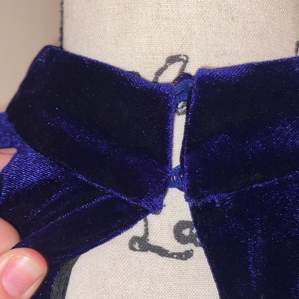 Lulu’s Navy Velour Style Dress Size Medium New - Picture 6 of 10
